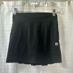 Vuori XXS Halo Performance Skirt